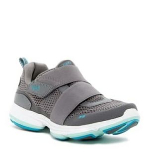 RYKA Velco walking sneakers